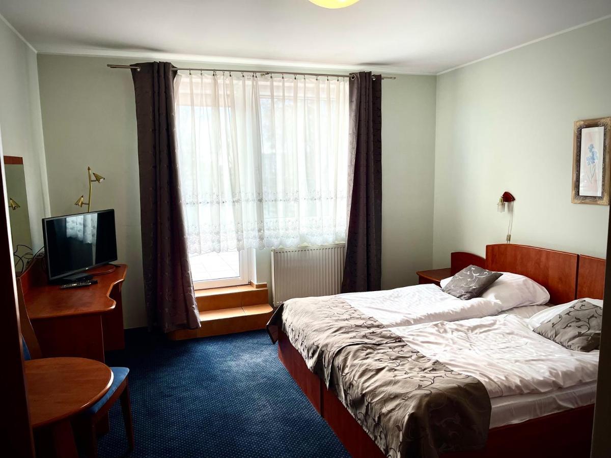 Hotel Dowhan Nowe Exteriör bild