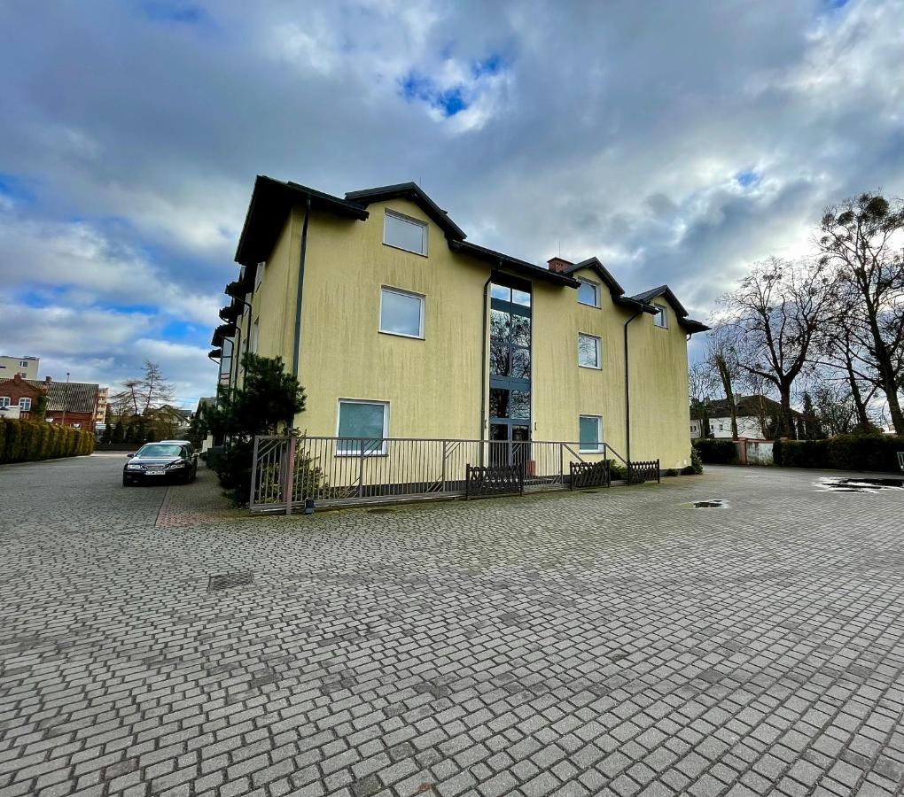 Hotel Dowhan Nowe Exteriör bild